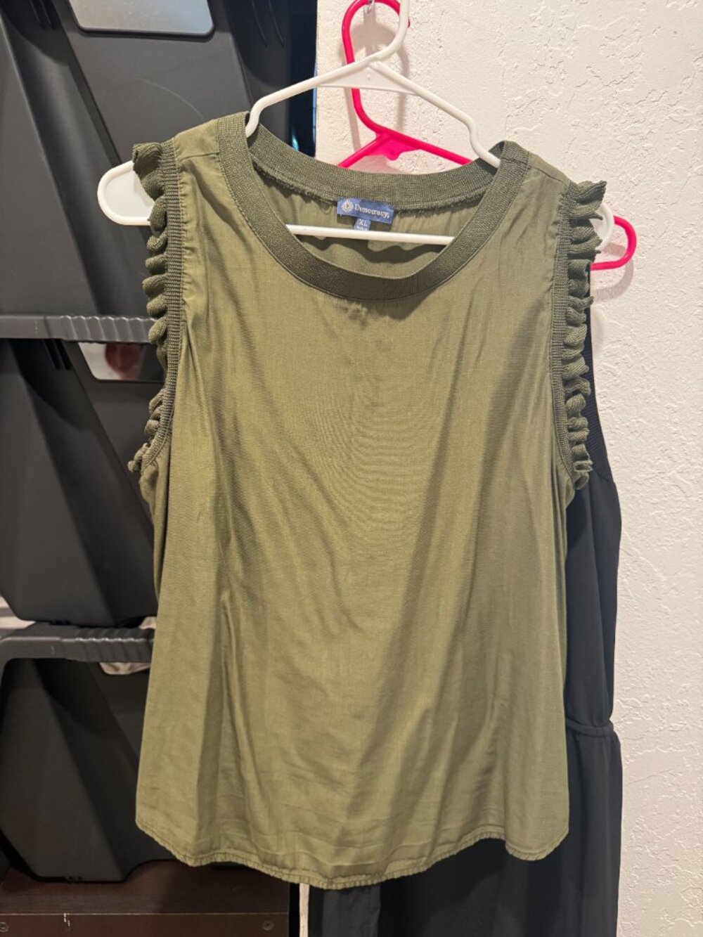 Democracy Sleeveless Blouse, Olive